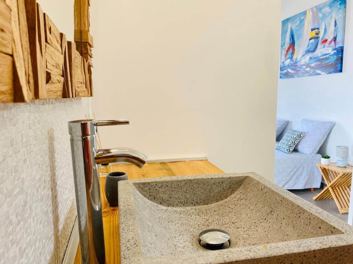 Vanille, A Proximite Des Plages, Idealement Situe Pour Visiter La Guadeloupe Le Gosier  Ngoại thất bức ảnh